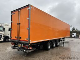 Kögel / SOR Iberica-S3E / Carrier Vector 1550 / Kuhl ...