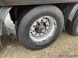 Kögel / SOR Iberica-S3E / Carrier Vector 1550 / Kuhl ...