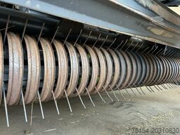 CLAAS Quadrant 3200 RC