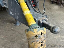 CLAAS Quadrant 3200 RC