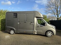 Horsetruck Renault Master / Equita Paardenwagen  Horsetruck Hengsten uitv