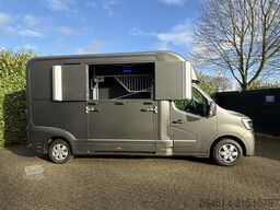 Horsetruck Renault Master / Equita Paardenwagen  Horsetruck Hengsten uitv