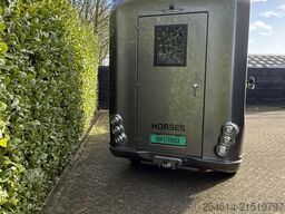 Horsetruck Renault Master / Equita Paardenwagen  Horsetruck Hengsten uitv