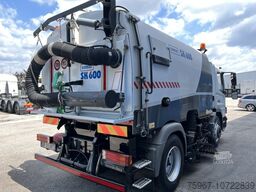Mercedes-Benz Atego 1324