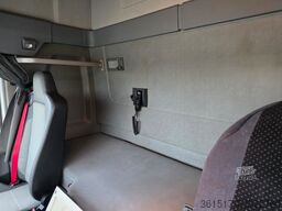 RENAULT T440 T4X2 E6