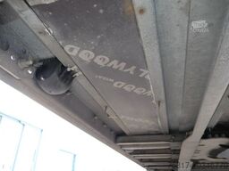 SCHMITZ CARGOBULL SKO 24/DOPPELSTOCK / 2,70/ LIFT nur 154 tsd km