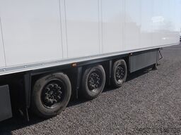 Schmitz Cargobull SKO 24 Doppelstock 2.700mm Vector HE19 2x PK