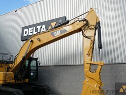 Caterpillar 330FL