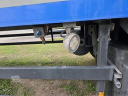 SCHMITZ CARGOBULL Tiefkühler City mit Rolltor, Thermo King SLX 100