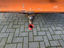 MERCEDES-BENZ 816 D VARIO Koffer *Ahk*