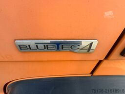 MERCEDES-BENZ 816 D VARIO Koffer *Ahk*