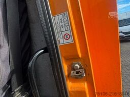 MERCEDES-BENZ 816 D VARIO Koffer *Ahk*