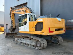 Liebherr R922LC