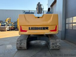 Liebherr R922LC