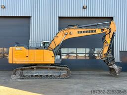 Liebherr R922LC