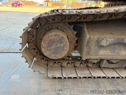 Liebherr R922LC