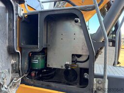 Liebherr R922LC