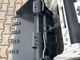 BOBCAT S 70   Kompaktlader  -  