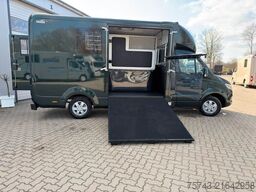 MERCEDES-BENZ STX Sprinter  GG 4,100KG  Haras Hengste