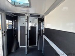 MERCEDES-BENZ STX Sprinter  GG 4,100KG  Haras Hengste