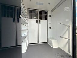 MERCEDES-BENZ STX Sprinter  GG 4,100KG  Haras Hengste