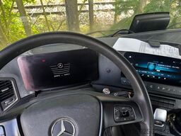Mercedes-Benz Arocs 3240