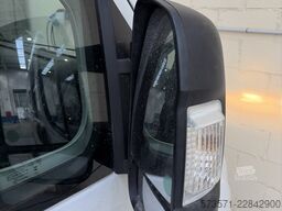 Peugeot Boxer Carado CV600 2024 | manuales | Totalmente equipado