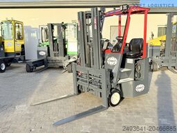 Combilift C3000CB GAS TRIPLEX 4900 FREE-LIFT