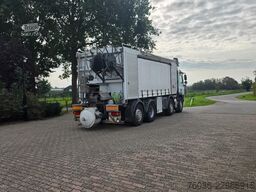 DAF CF85 /360 FAX met BREMAT 415 , CEMENT DEKVLOERE...