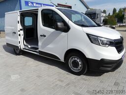 RENAULT Trafic Kasten L1H1 dCi 150 Automatic