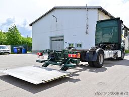 Mercedes-Benz Actros 1845  Neuer Motor! Retarder LBW 70%-Reifen