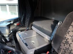 Scania R500 NGS 4x2 Trekker met kraan HMF 1920
