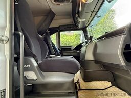 MAN TGX 26.560 - 1. Hand - 6x2 - Lift/Lenk