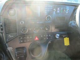 MERCEDES-BENZ AROCS 3243 K 8 X 4 Kippmulde*EURO 6*RECHTSLENKER