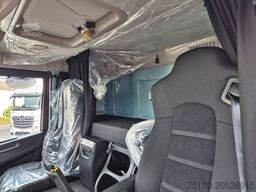 IVECO X-Way AT300X48Z/P HR OFF 6x4 Hiab Winterdienst