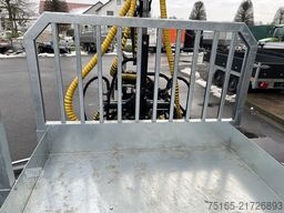 Fendt HT353017-K mit Holzladekran Spezialanhänger