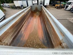 SCHWARZMÜLLER D21K0 Stahl Mulde Thermo 25m³ hydra. Hinterachse