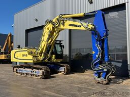 Liebherr R946 -  triple boom