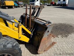 NEW HOLLAND B110C-TC, Telestiel, Div. Löffel, Hydr. S.W.S.