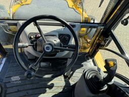 NEW HOLLAND B110C-TC, Telestiel, Div. Löffel, Hydr. S.W.S.