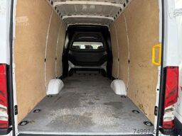 IVECO 35S16A8CRV 6-Sitzer / LED / AHK / NAVI / ACC