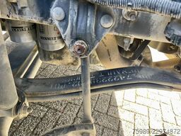 Renault C380 382430 km,  chicken transport,  EURO 6, PA...