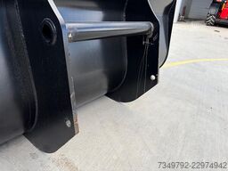  Leichtgutschaufel mit geschraubter Schürfleiste