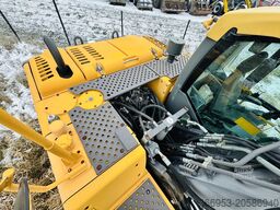 Volvo EC 180 C - 1. HAND