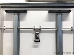 Blyss F2036HTD Ram.,Tür, Fenst.,Aero Kofferanhänger