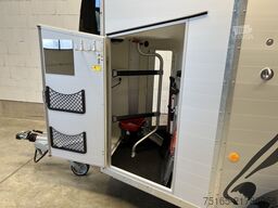 Böckmann Portax SKA Artline Pferdeanhänger