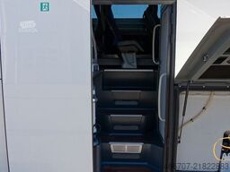 MAN Lion's Coach R08, EURO 6, 63 Sitzplätze