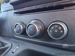 RENAULT MASTER 2.3 Bakwagen Laadklep!