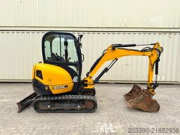 JCB 8026 CTS / 2021 BJ / 1.589 H / 3 x Löffel