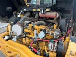 Caterpillar 908M / 2.997h / Gabel / Schaufel